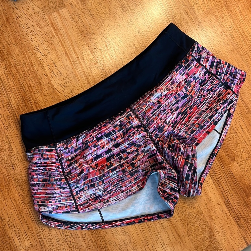 Lululemon Rare Design!